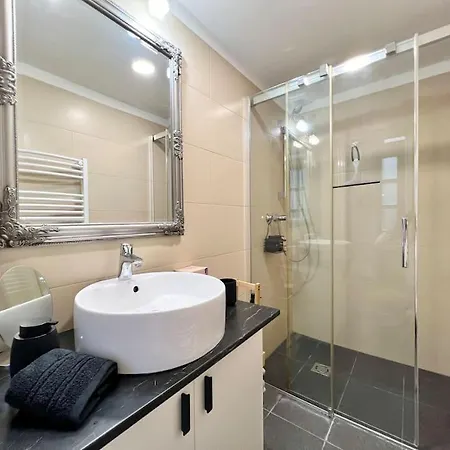 Location Up To 6 Guests 公寓 *