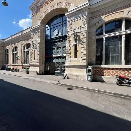 Location Up To 6 Guests 公寓 布达佩斯